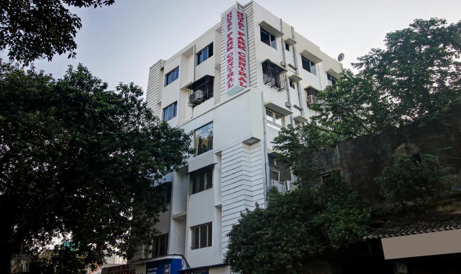 Hotel Park Central コルカタ エクステリア 写真